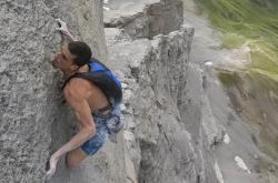 开云体育在线-破纪录再登高峰！名将夺冠圈粉