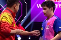 开云体育APP下载-法兰克福英勇上演席卷球场壮举