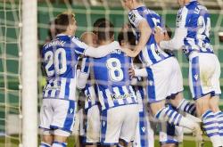 开云体育下载-阿拉维斯在客场击败对手实现连胜