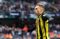 开云体育下载-沃特福德边路快攻犀利，制造多次进球机会的简单介绍