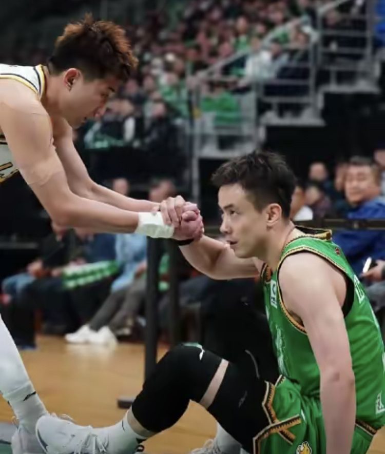 浙江男篮不敌广西，遭遇失利