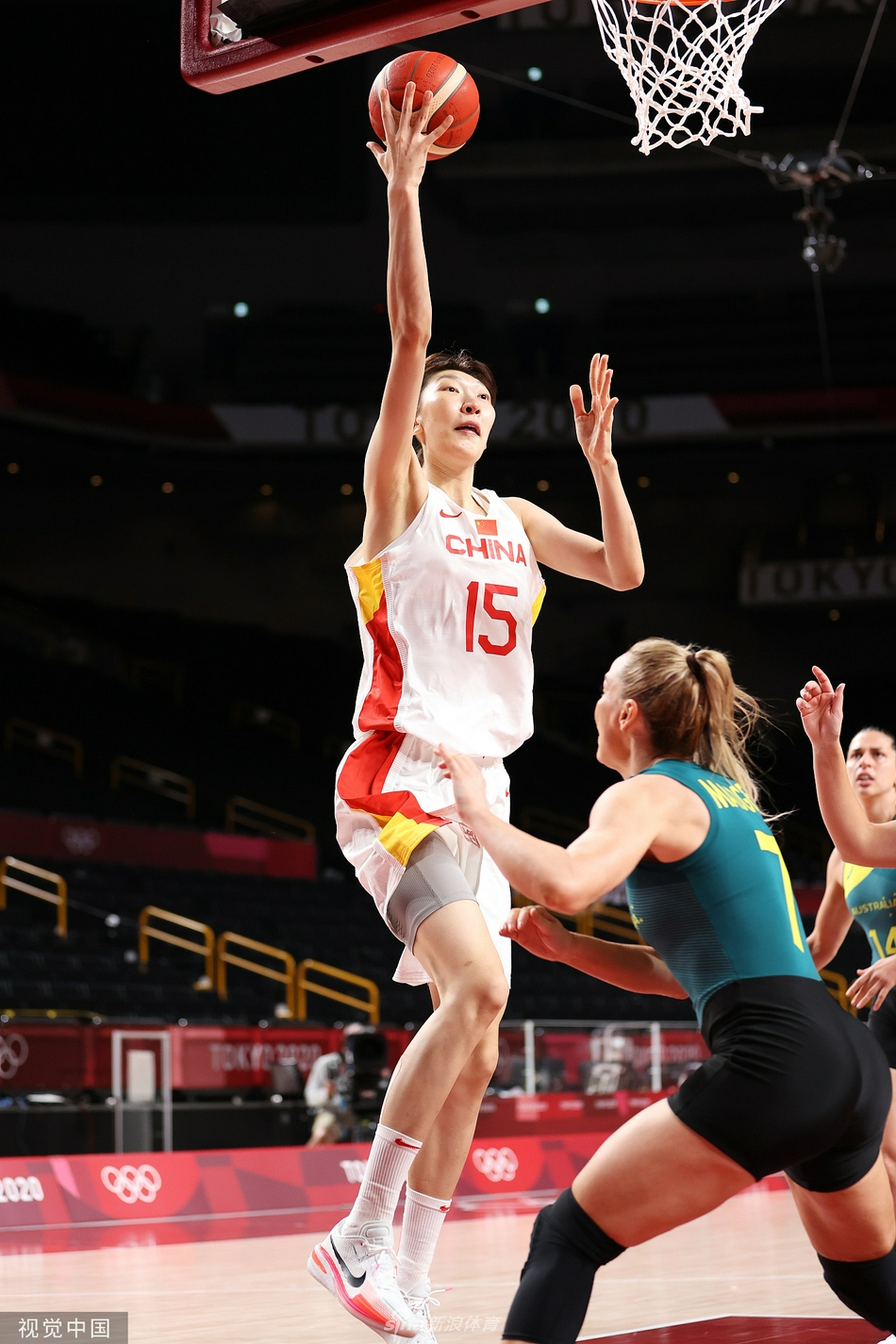 西班牙女篮惊险胜出晋级八强 西班牙女篮惊险胜出晋级八强