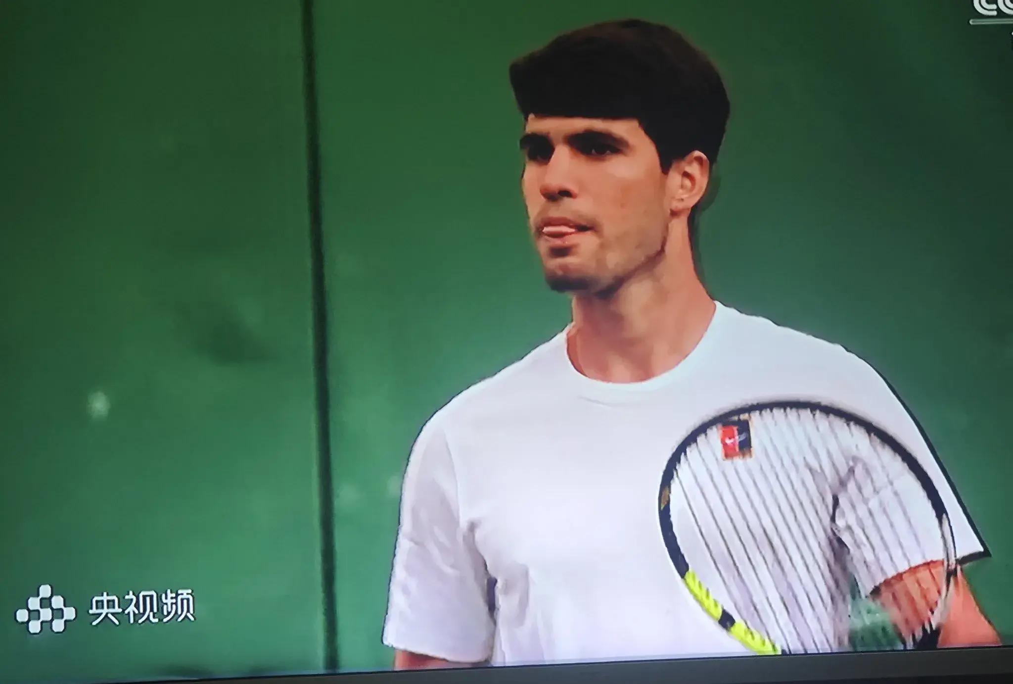 温网碾压ATP总决赛，蒂姆点燃赛场的简单介绍